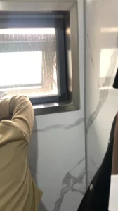 在街边的公共卫生间操老婆